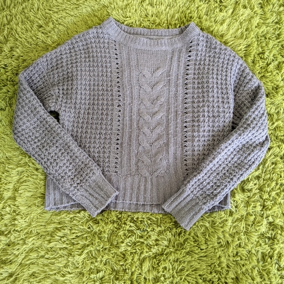Gray Knit Sweater. - Picture 2 of 4